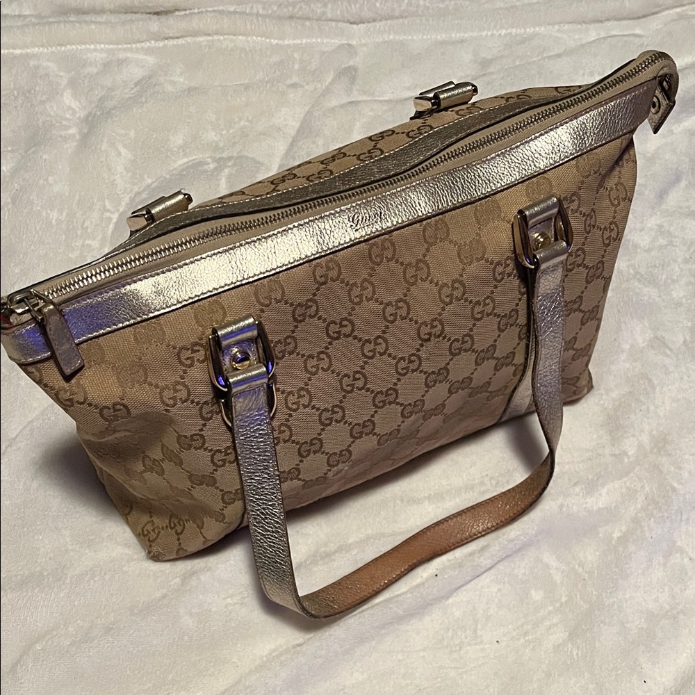 Gucci Beige Vintage Monogram Shoulder Bag